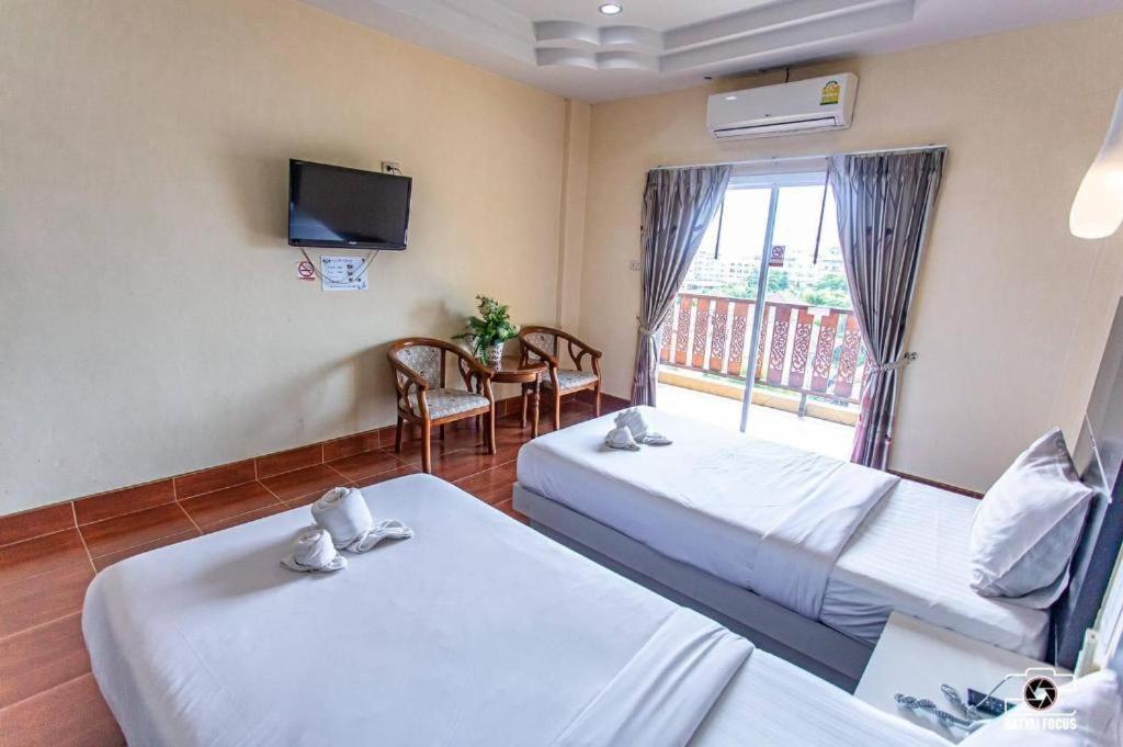 V.Hotel & Resort Hat Yai Extérieur photo