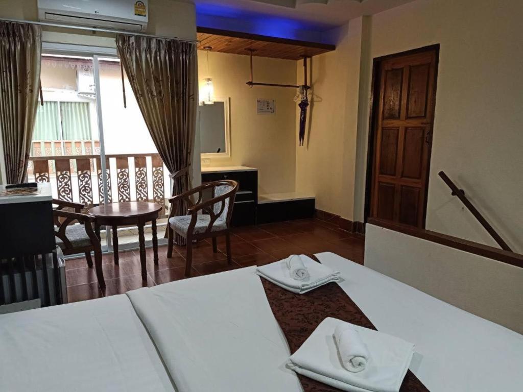 V.Hotel & Resort Hat Yai Extérieur photo