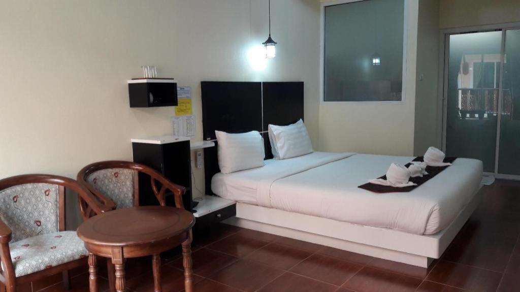 V.Hotel & Resort Hat Yai Extérieur photo