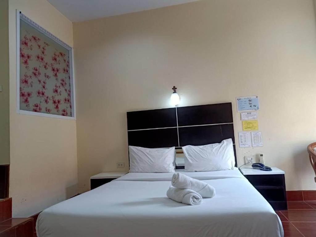 V.Hotel & Resort Hat Yai Extérieur photo